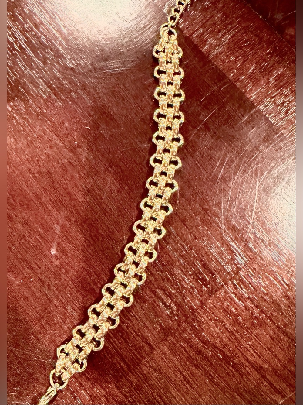 18K Gold Plated Chain Link Bracelet - Picture 2 of 6